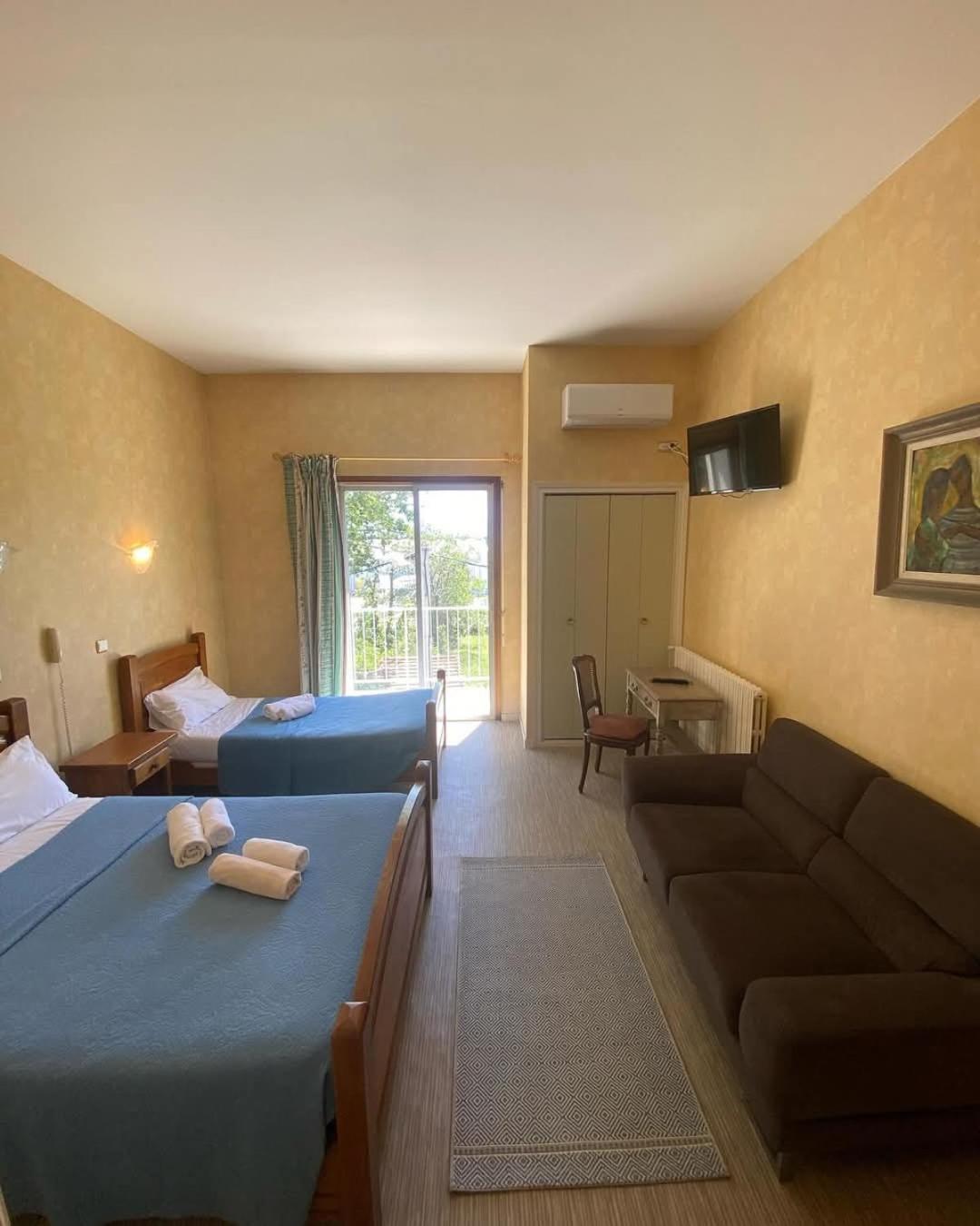 Hotel Le Floreal Le Soler Exterior foto